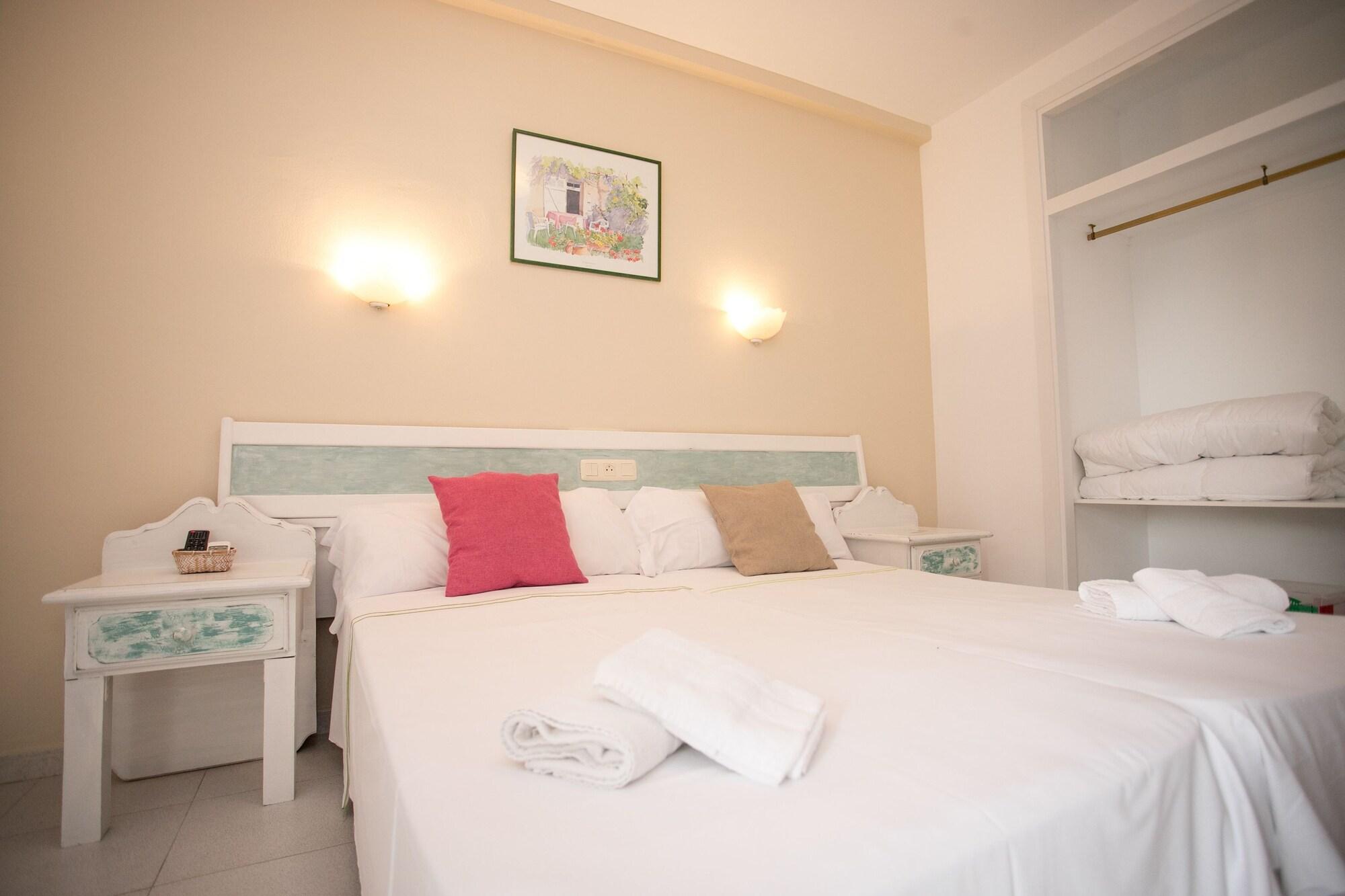 Hostal La Torre Almuñécar Extérieur photo