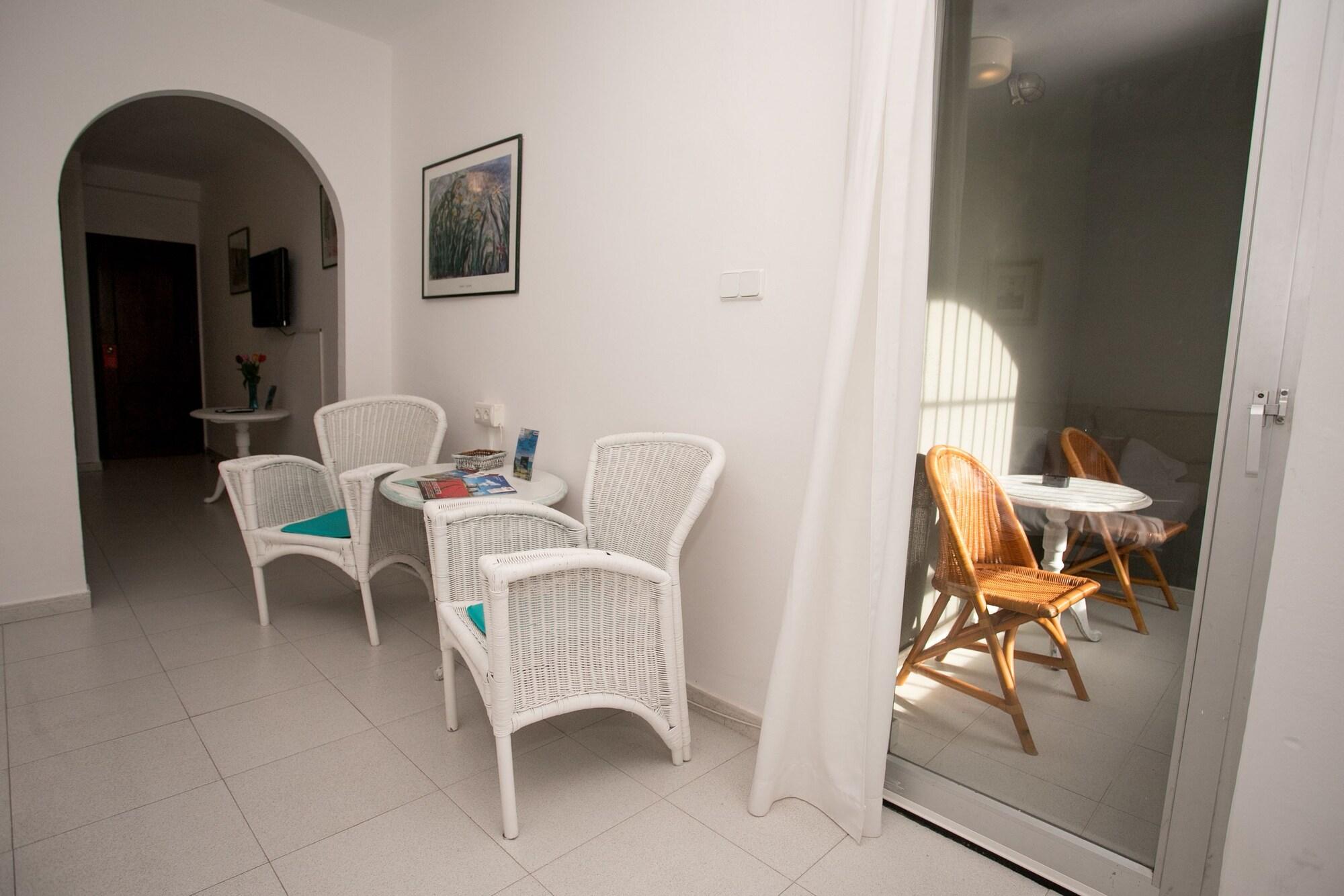 Hostal La Torre Almuñécar Extérieur photo