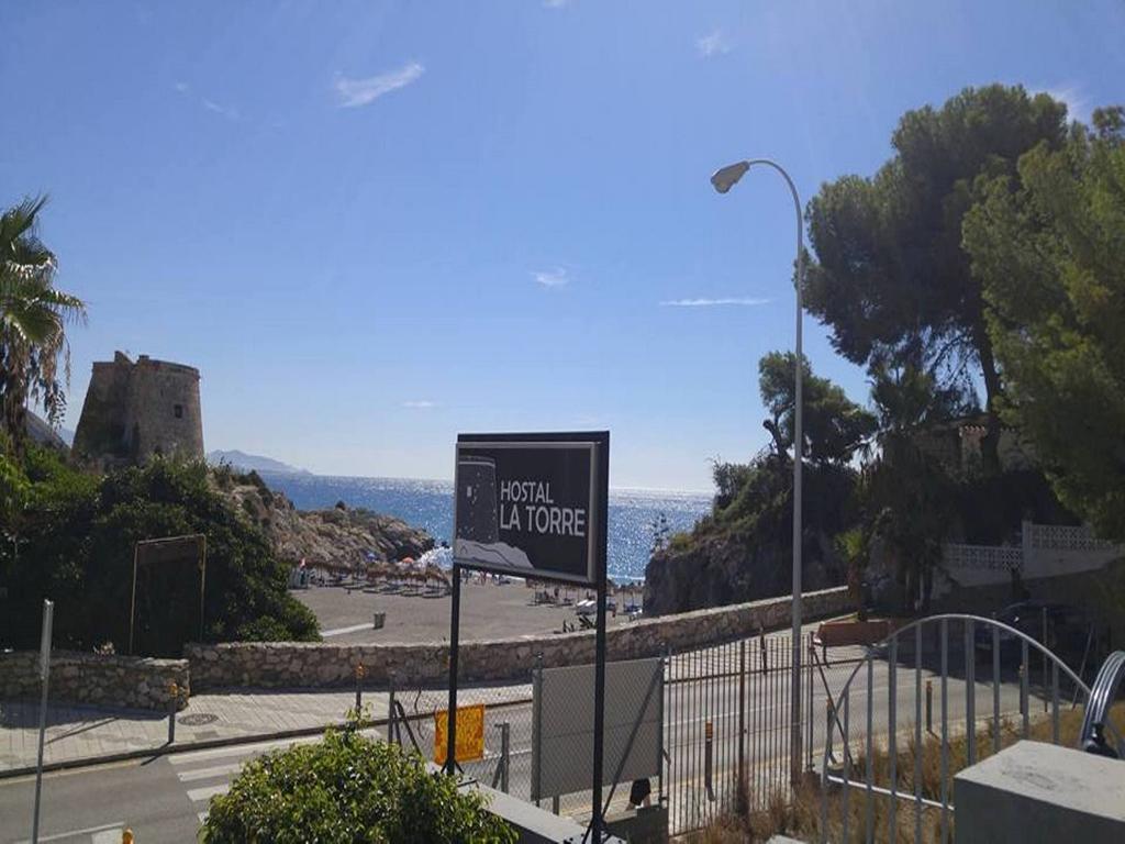 Hostal La Torre Almuñécar Extérieur photo