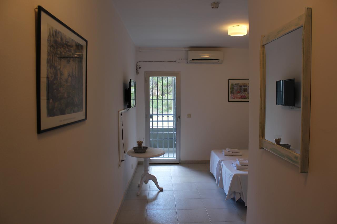 Hostal La Torre Almuñécar Extérieur photo