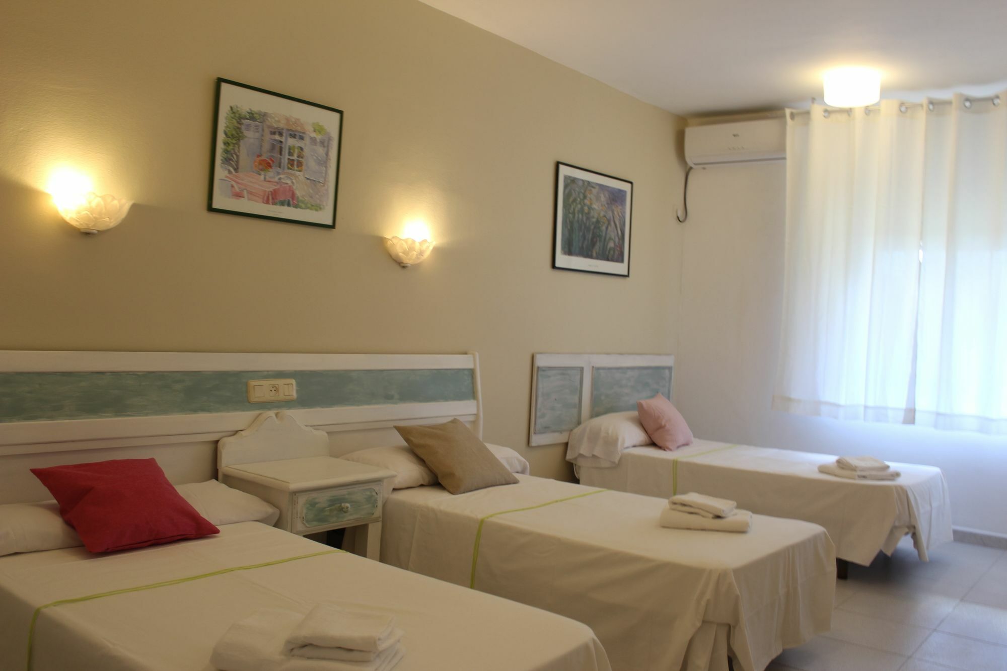 Hostal La Torre Almuñécar Extérieur photo